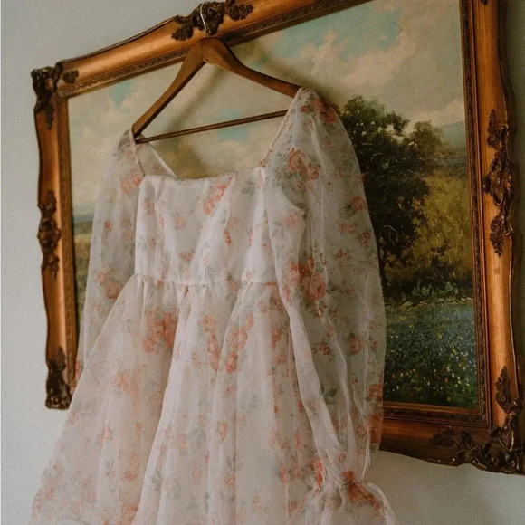 SHEIN puff sleeve floral dress - Picture 2 of 7